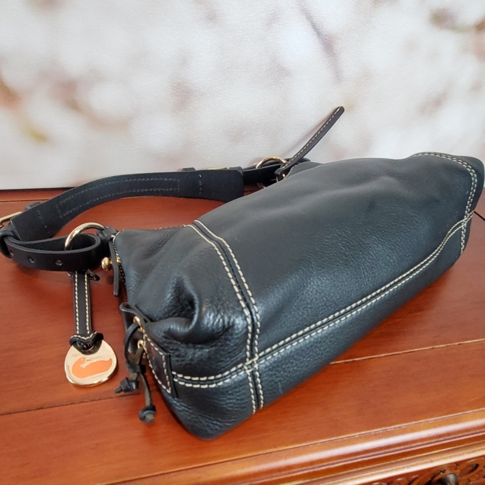 Dooney & Bourke mini - Picture 4 of 8